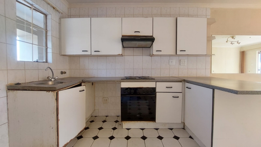 2 Bedroom Property for Sale in Oakdene Gauteng