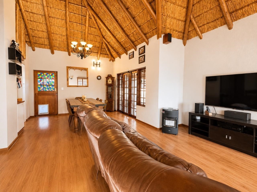 3 Bedroom Property for Sale in Garsfontein Gauteng