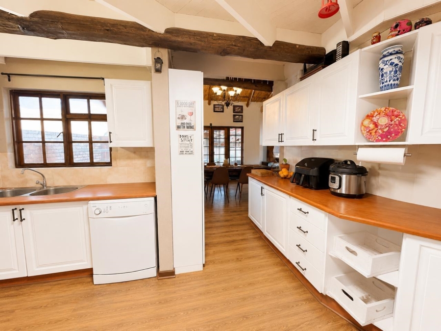 3 Bedroom Property for Sale in Garsfontein Gauteng