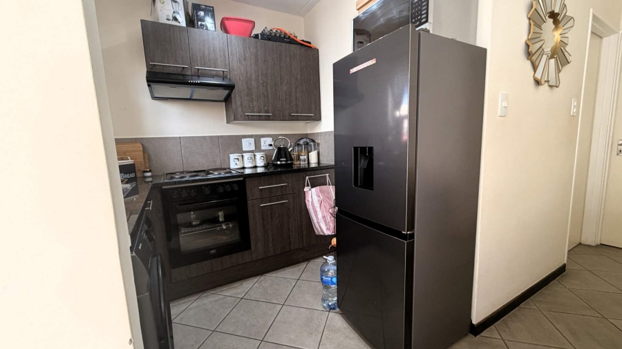 2 Bedroom Property for Sale in The Reeds Gauteng