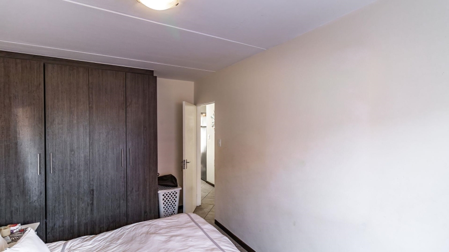 2 Bedroom Property for Sale in The Reeds Gauteng