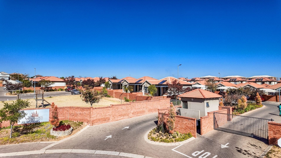 2 Bedroom Property for Sale in The Reeds Gauteng