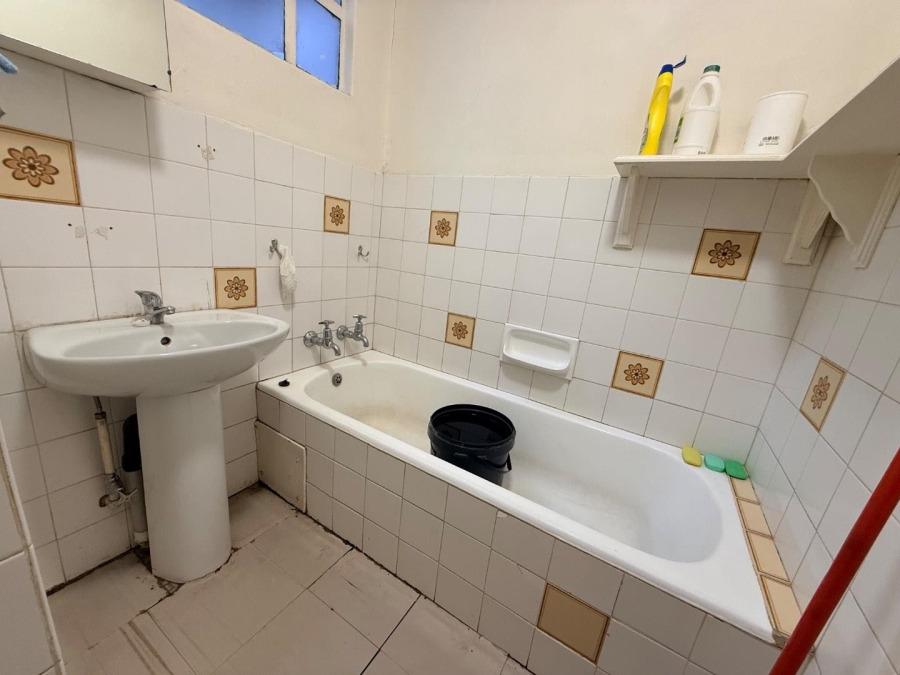 2 Bedroom Property for Sale in Florida Gauteng
