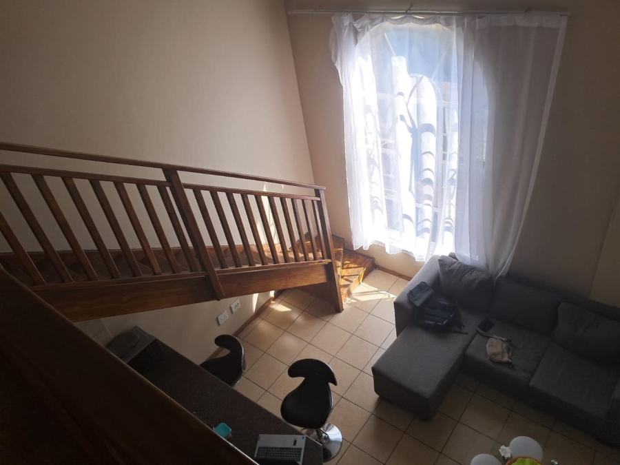 2 Bedroom Property for Sale in Grand Central Gauteng
