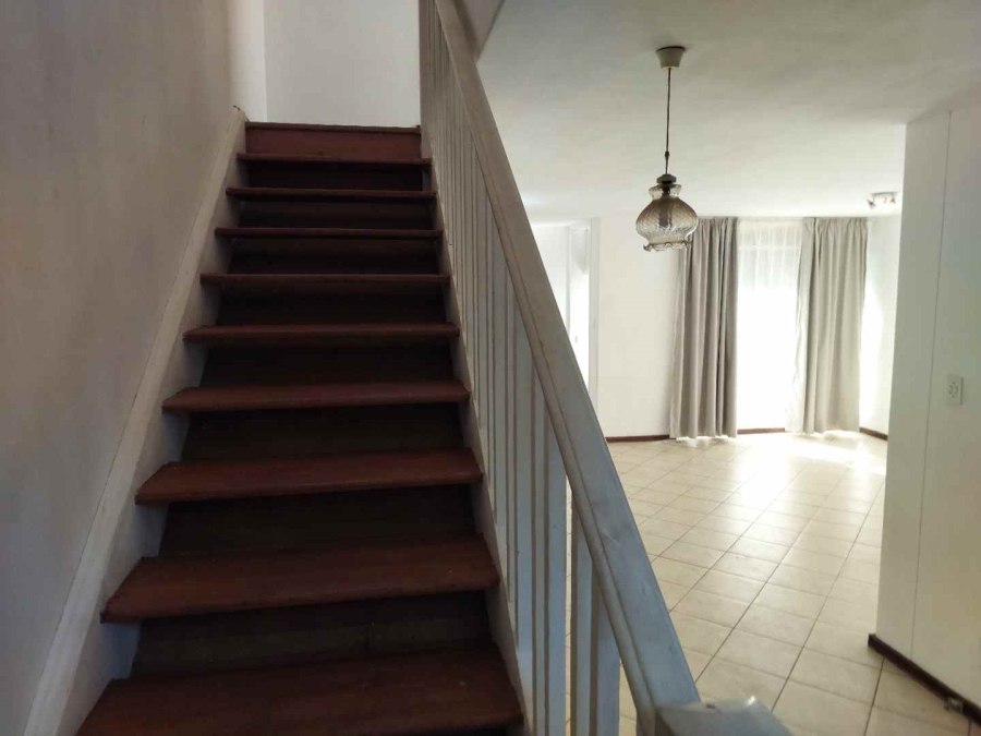 To Let 3 Bedroom Property for Rent in Bramley Gauteng