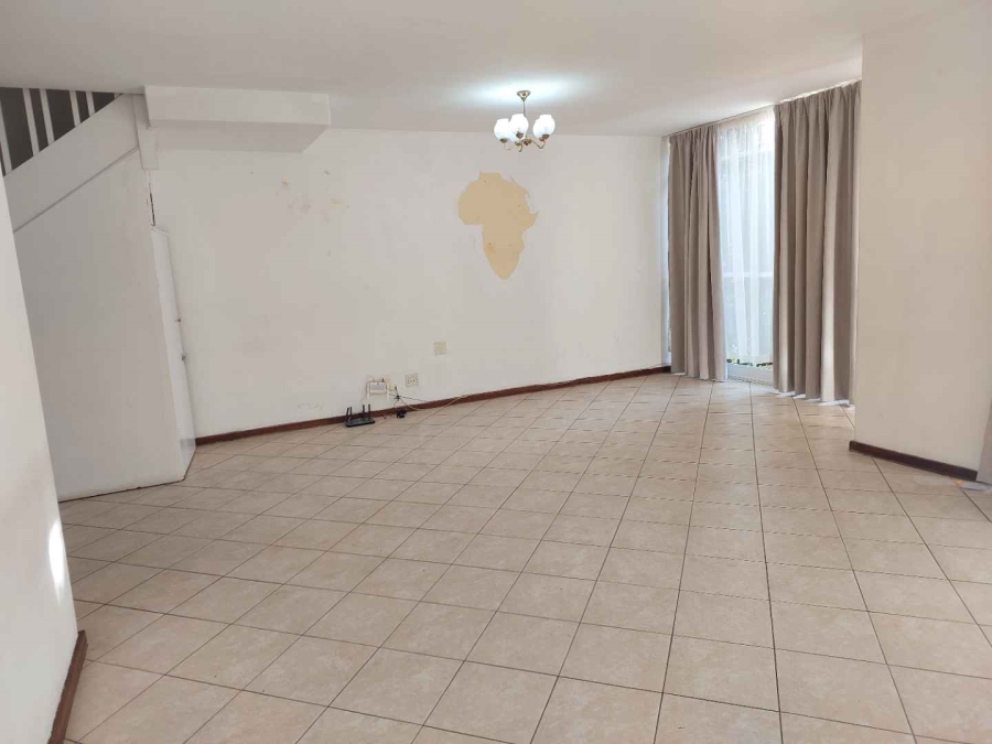 To Let 3 Bedroom Property for Rent in Bramley Gauteng