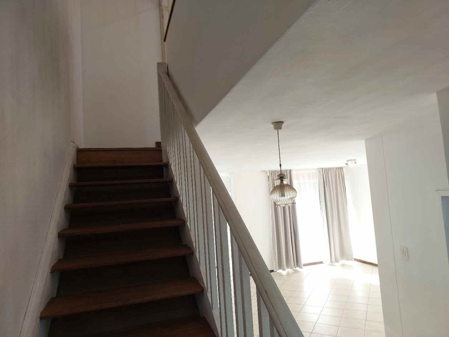 To Let 3 Bedroom Property for Rent in Bramley Gauteng