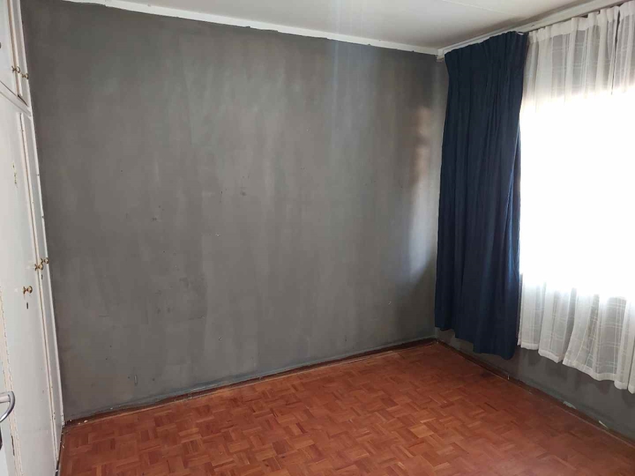 To Let 3 Bedroom Property for Rent in Bramley Gauteng