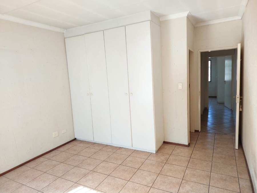 To Let 3 Bedroom Property for Rent in Sunninghill Gauteng
