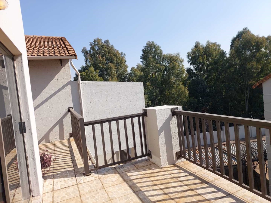 To Let 3 Bedroom Property for Rent in Sunninghill Gauteng