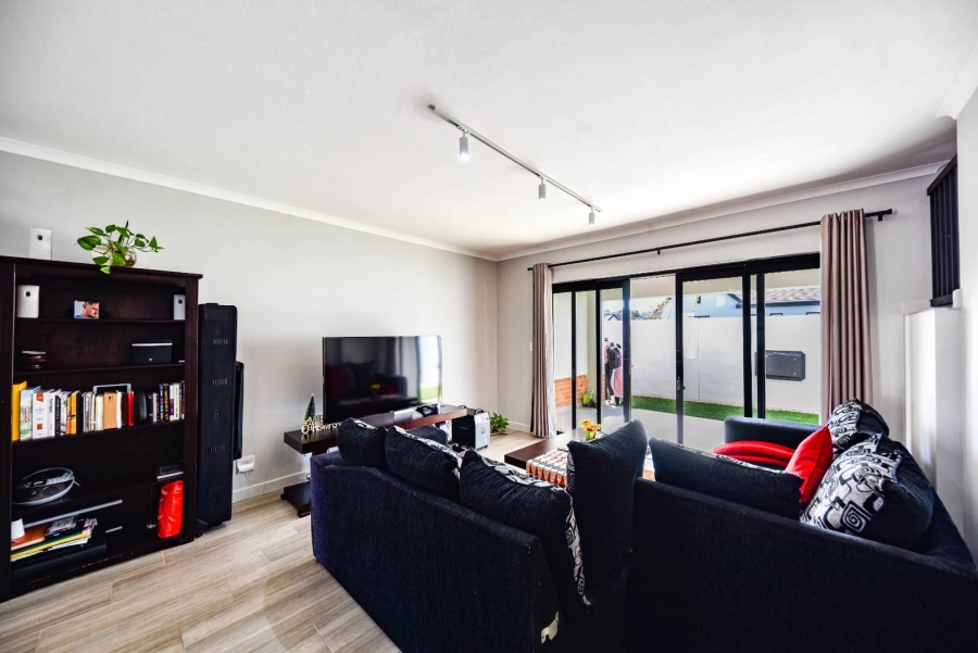 3 Bedroom Property for Sale in Olympus Gauteng
