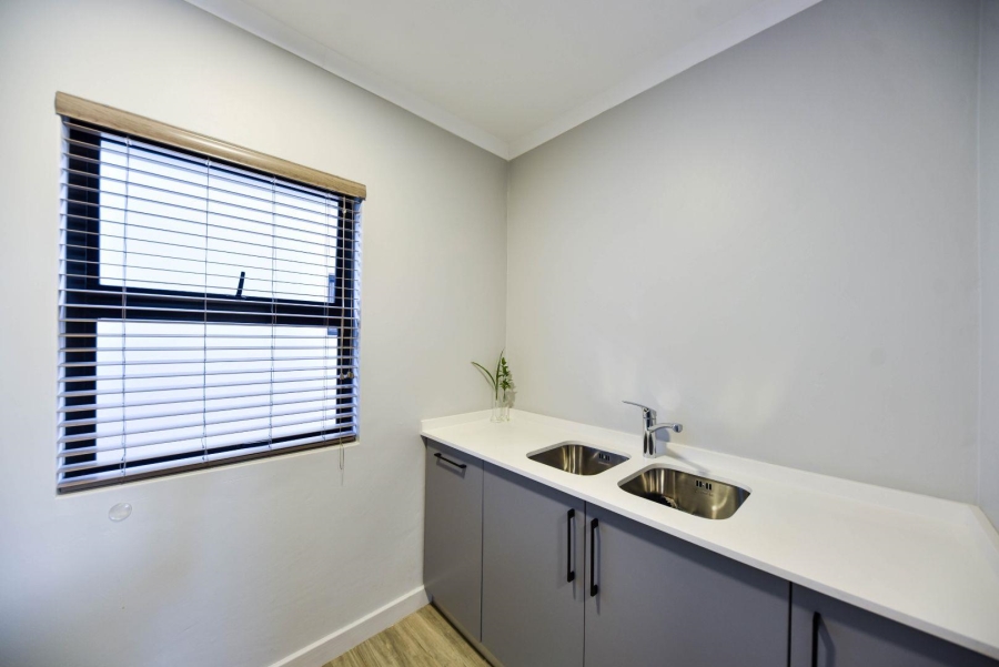 3 Bedroom Property for Sale in Olympus Gauteng