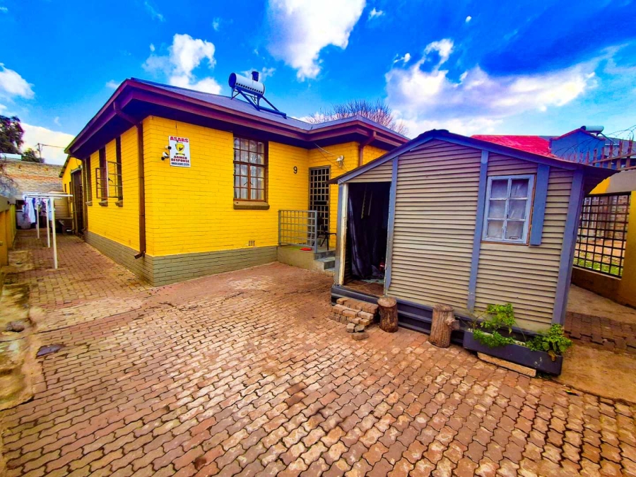13 Bedroom Property for Sale in Jan Hofmeyer Gauteng