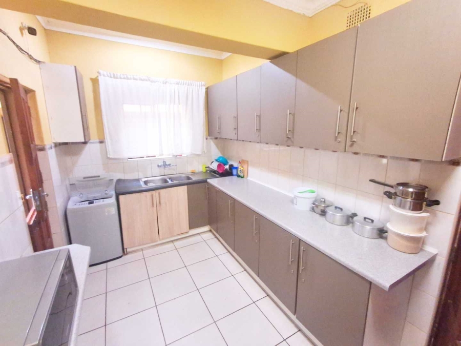 13 Bedroom Property for Sale in Jan Hofmeyer Gauteng