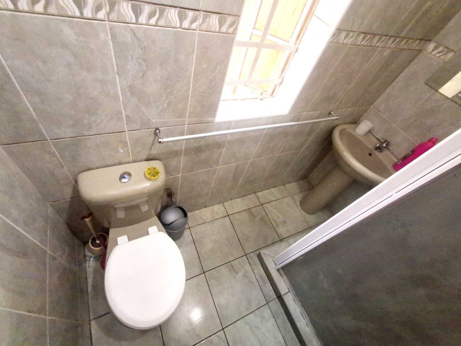 13 Bedroom Property for Sale in Jan Hofmeyer Gauteng