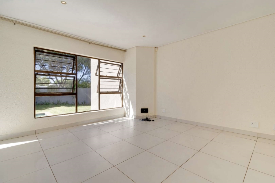 3 Bedroom Property for Sale in Fourways Gardens Gauteng