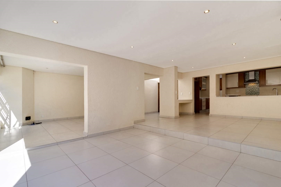 3 Bedroom Property for Sale in Fourways Gardens Gauteng