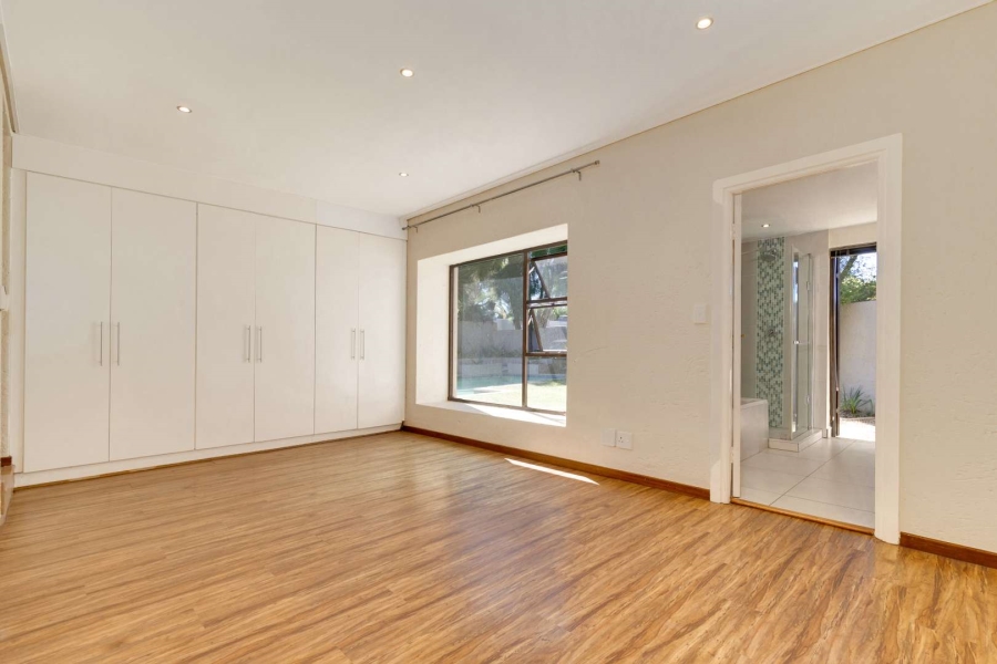 3 Bedroom Property for Sale in Fourways Gardens Gauteng