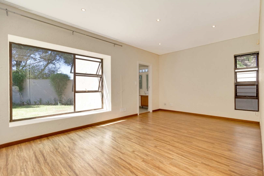 3 Bedroom Property for Sale in Fourways Gardens Gauteng