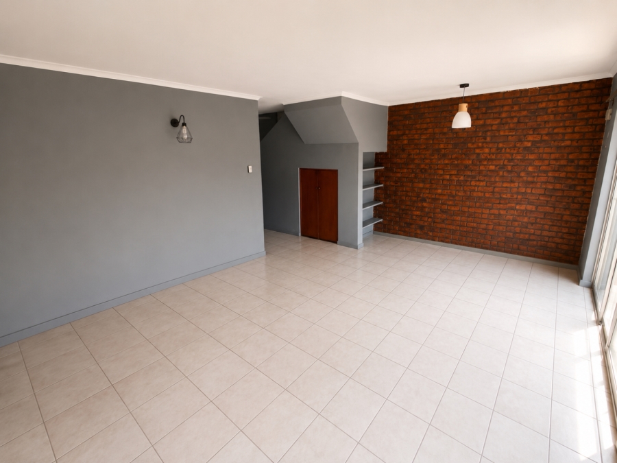 To Let 3 Bedroom Property for Rent in Silverton Gauteng