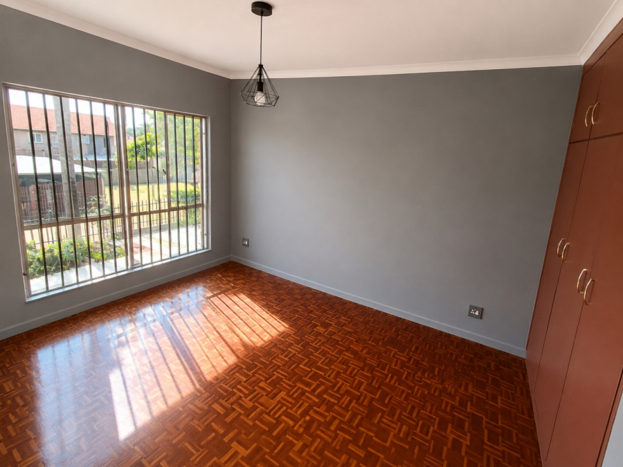 To Let 3 Bedroom Property for Rent in Silverton Gauteng