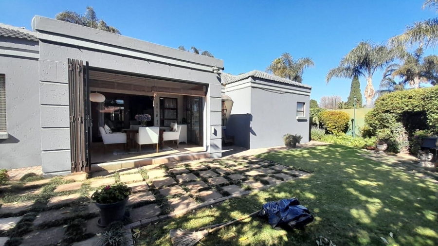 3 Bedroom Property for Sale in Glen Marais Gauteng
