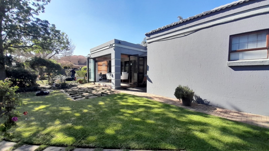 3 Bedroom Property for Sale in Glen Marais Gauteng