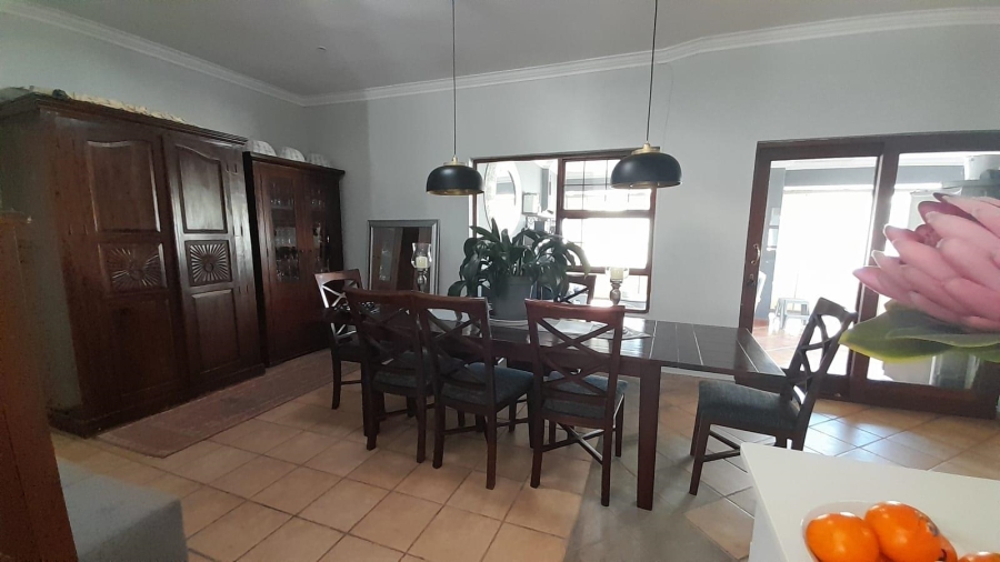 3 Bedroom Property for Sale in Glen Marais Gauteng