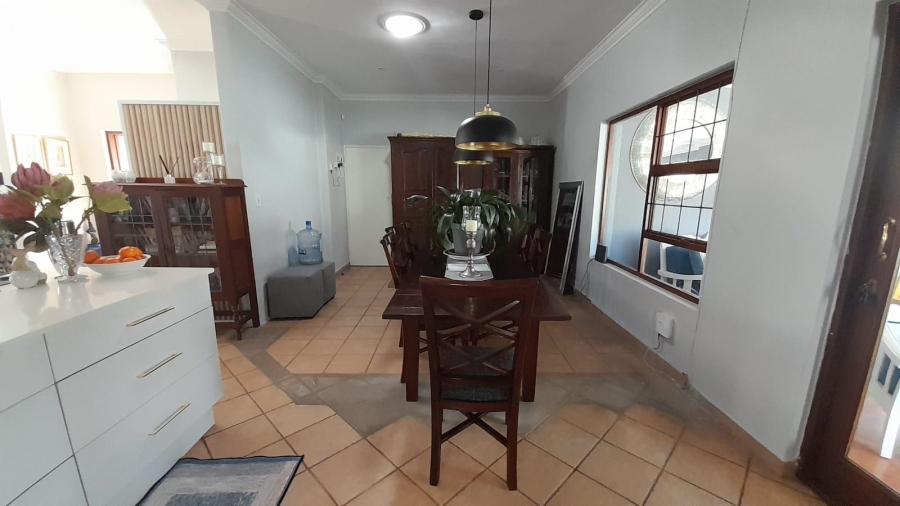 3 Bedroom Property for Sale in Glen Marais Gauteng