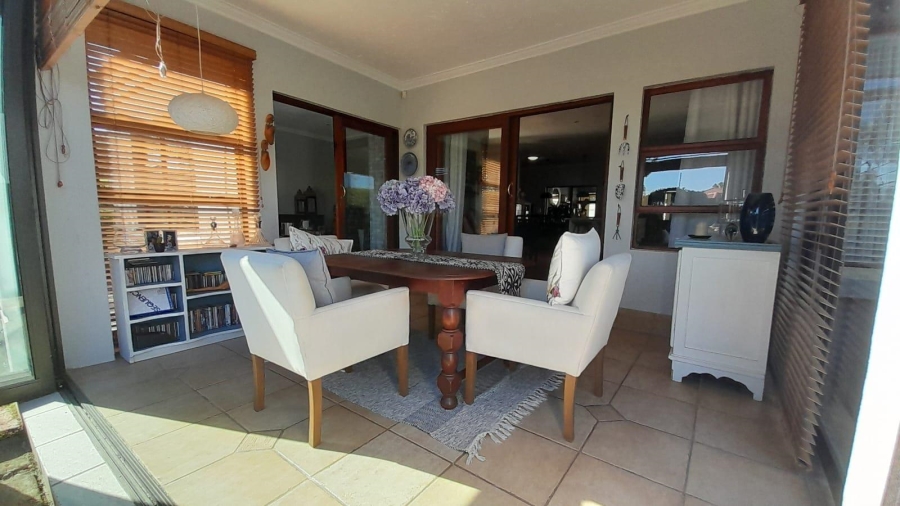 3 Bedroom Property for Sale in Glen Marais Gauteng