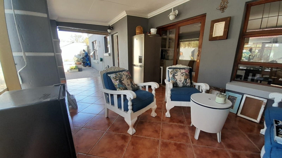 3 Bedroom Property for Sale in Glen Marais Gauteng