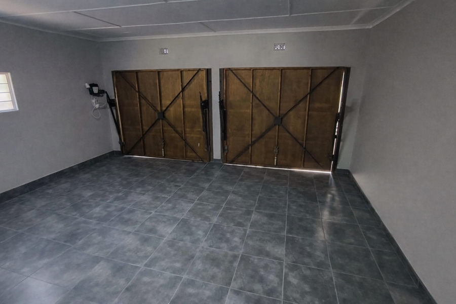 4 Bedroom Property for Sale in Brackenhurst Gauteng