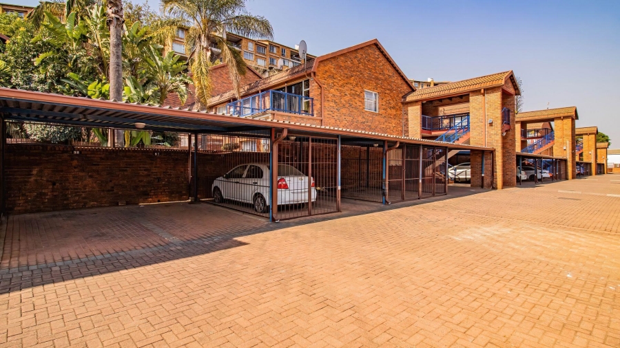 2 Bedroom Property for Sale in Windsor Gauteng