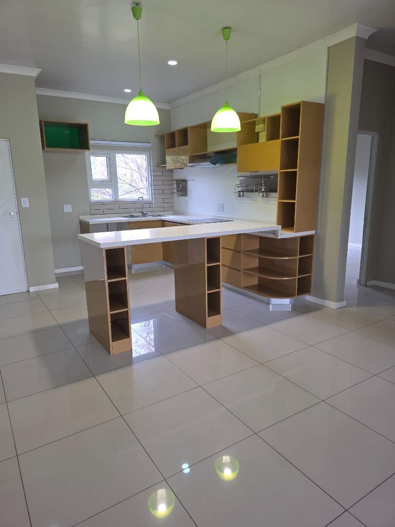 To Let 2 Bedroom Property for Rent in Morningside Manor Gauteng