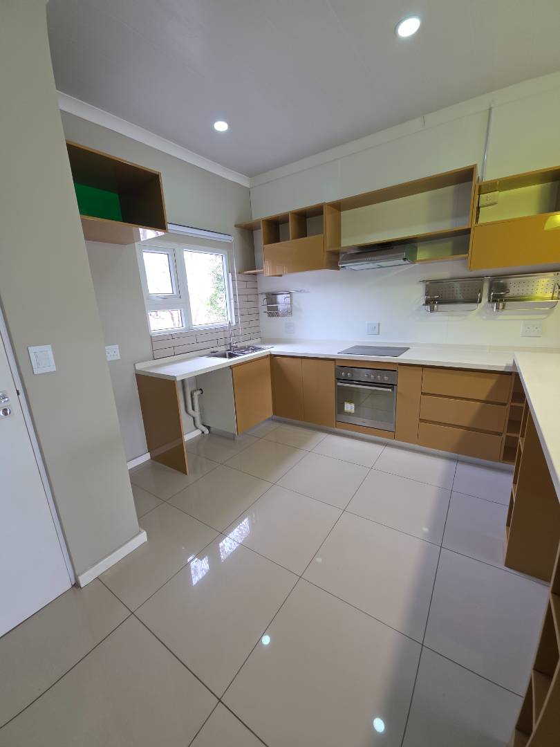 To Let 2 Bedroom Property for Rent in Morningside Manor Gauteng