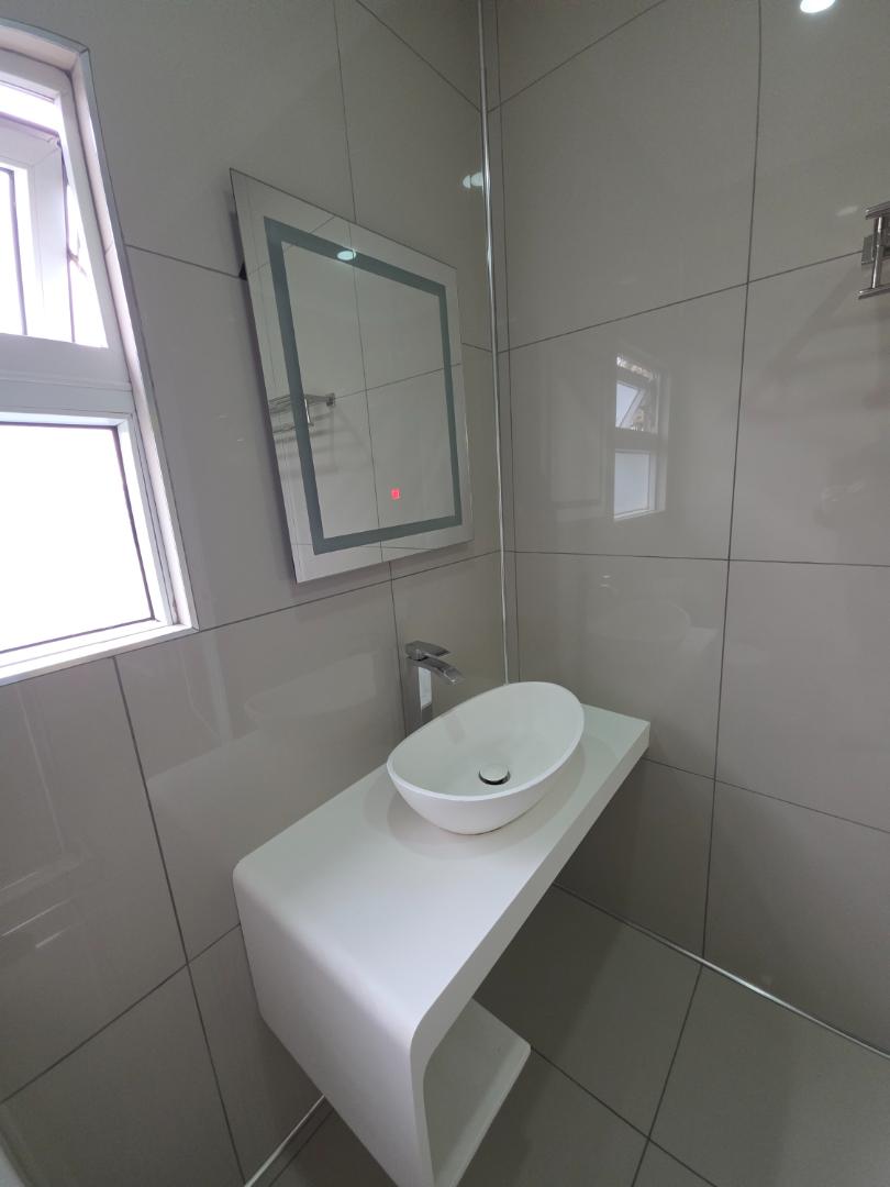 To Let 2 Bedroom Property for Rent in Morningside Manor Gauteng