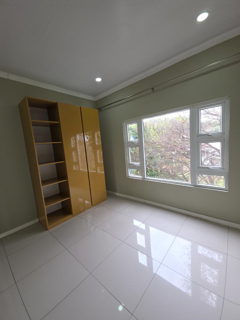 To Let 2 Bedroom Property for Rent in Morningside Manor Gauteng