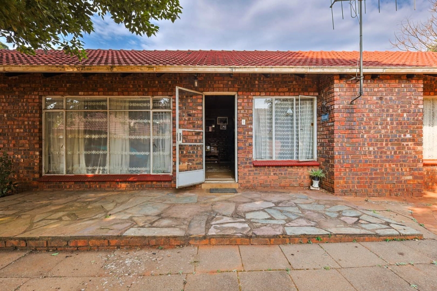 3 Bedroom Property for Sale in Meyerspark Gauteng