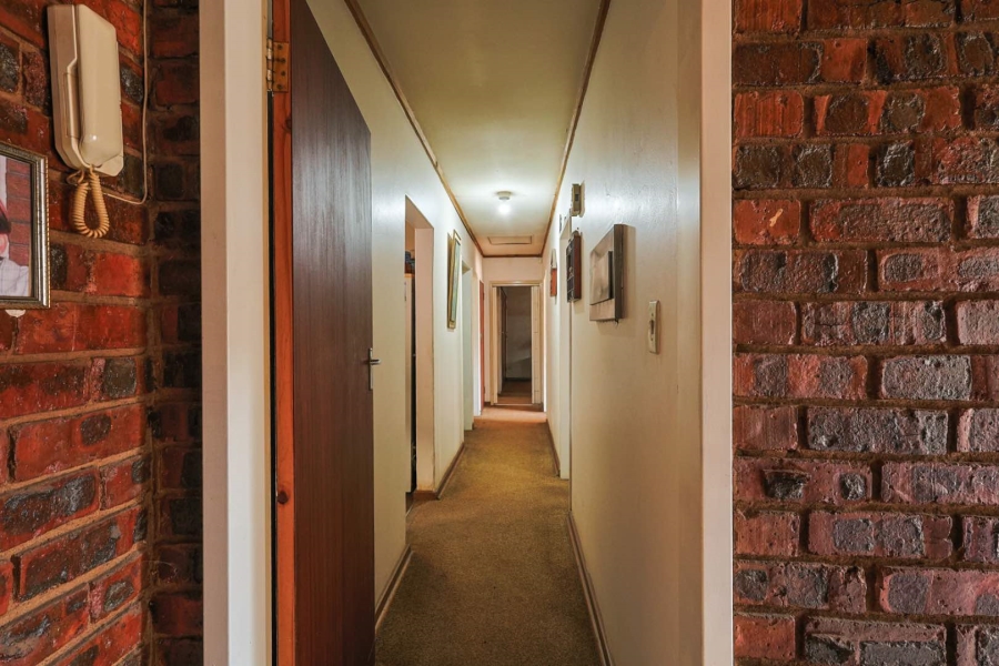 3 Bedroom Property for Sale in Meyerspark Gauteng