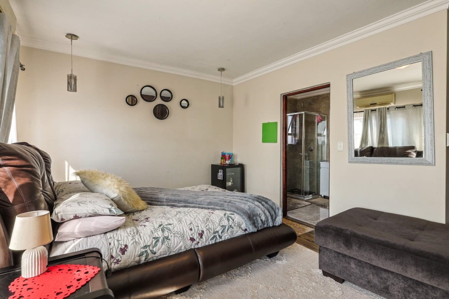 3 Bedroom Property for Sale in The Meadows Estate Gauteng