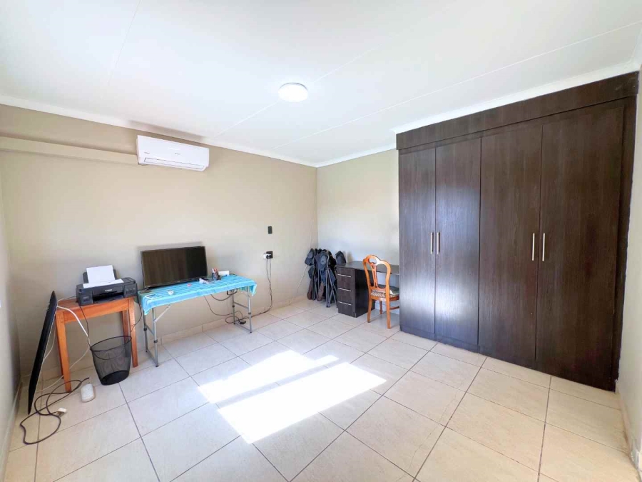 4 Bedroom Property for Sale in Wonderboom Gauteng