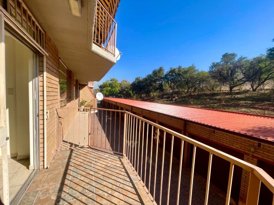 1 Bedroom Property for Sale in Wonderboom South Gauteng