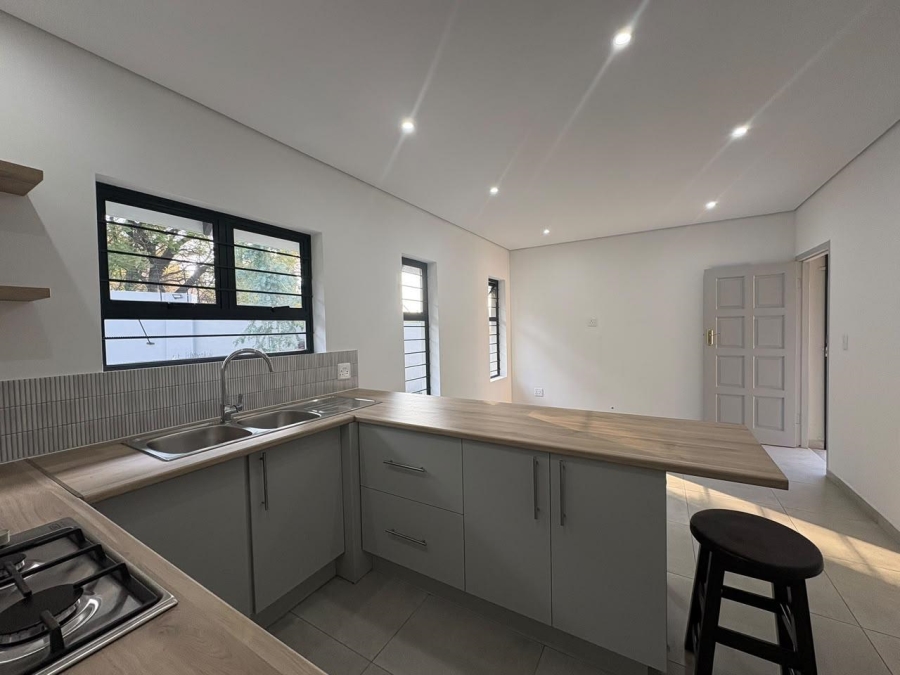 3 Bedroom Property for Sale in Mondeor Gauteng