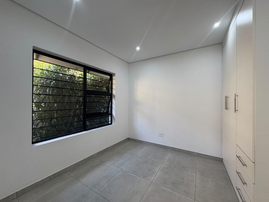 3 Bedroom Property for Sale in Mondeor Gauteng