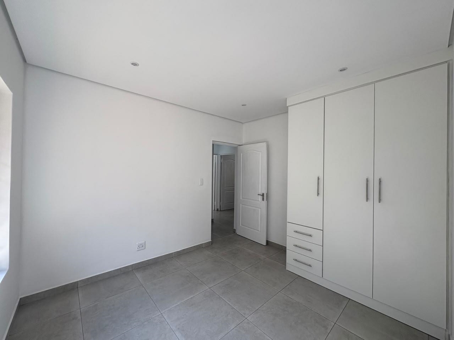 3 Bedroom Property for Sale in Mondeor Gauteng