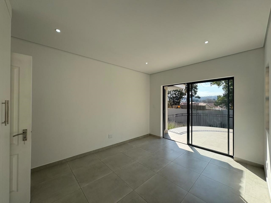 3 Bedroom Property for Sale in Mondeor Gauteng