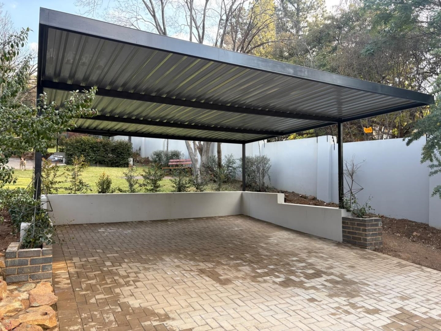 3 Bedroom Property for Sale in Mondeor Gauteng