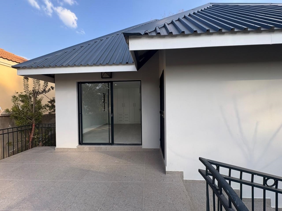 3 Bedroom Property for Sale in Mondeor Gauteng