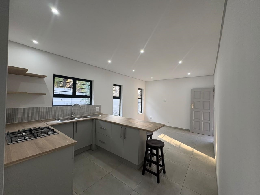 3 Bedroom Property for Sale in Mondeor Gauteng