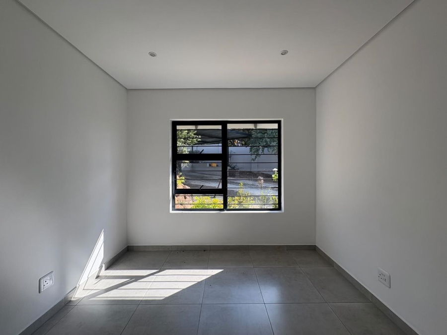 3 Bedroom Property for Sale in Mondeor Gauteng